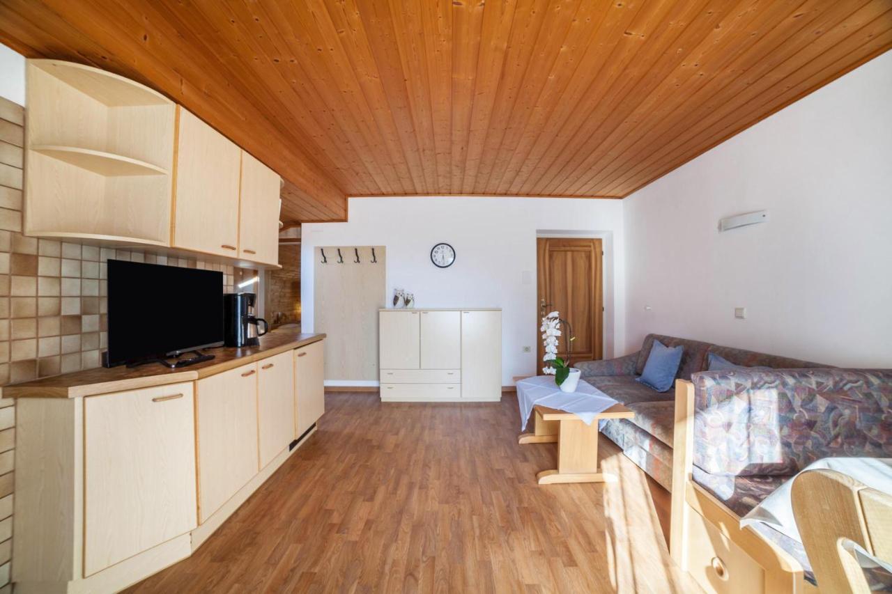 Residence Pichler Apartment 5 San Leonhard in Passeier Exteriör bild